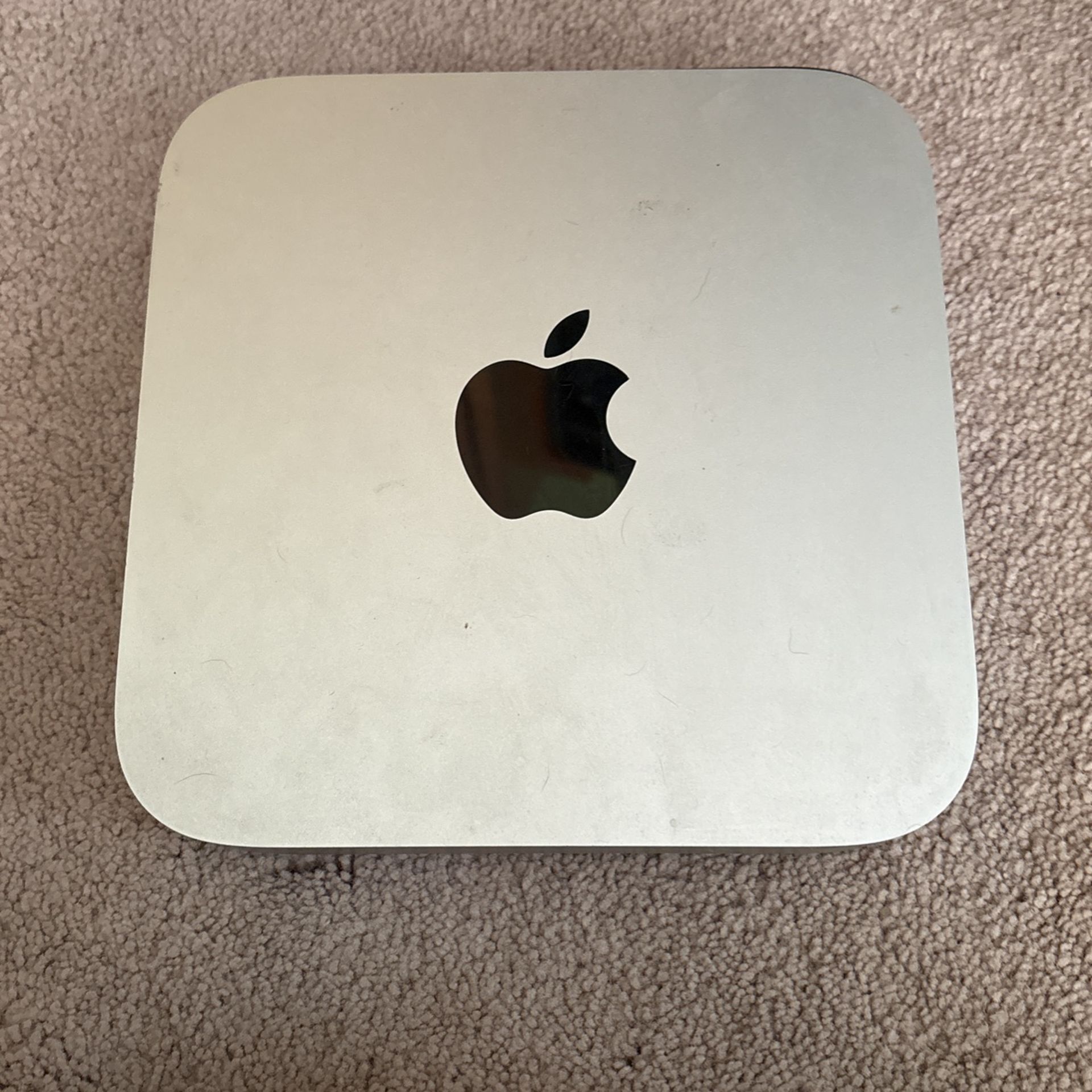 Working Mac Mini 8GB RAM 500GB SSD Late 2014