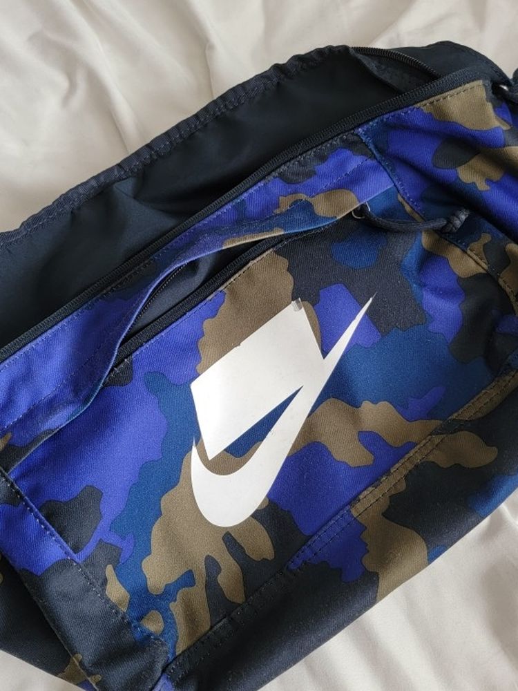 Nike sling bag