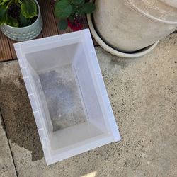 Shoe plastic display