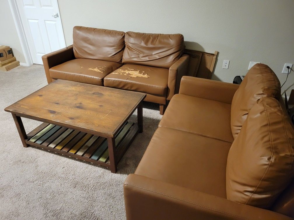 Couch, Loveseat and Center Table