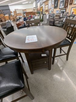 Max Pub Table & 4 Chairs*