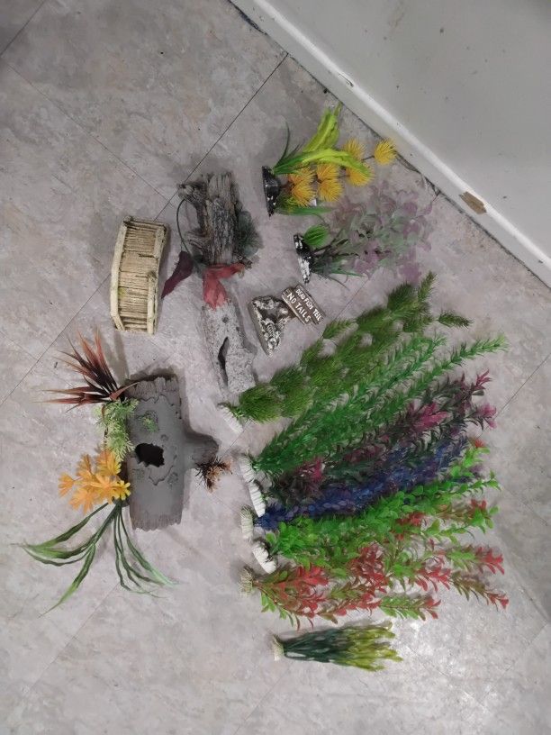 Fish Tank Decorations