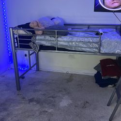 4.5 feet tall twin size bunk bed 