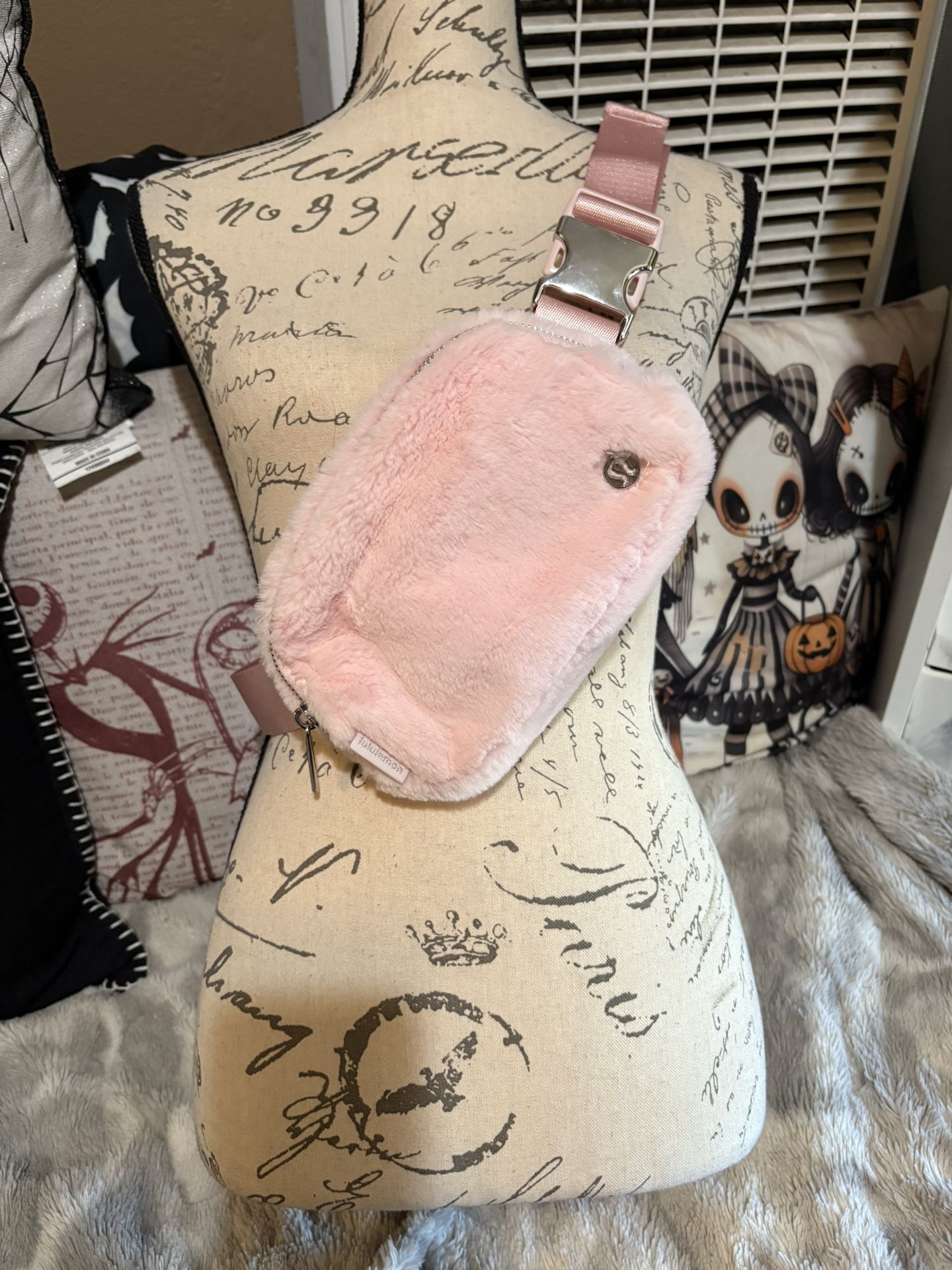 Lululemon Belt Bag Pink