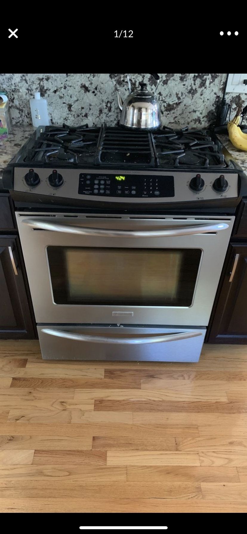 Frigidaire 30 Slide-In Gas Convection Range. Professional Series