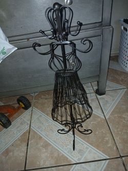 Small Cute Jewelry Holder