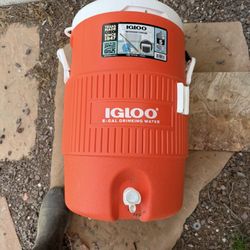 5 Gal Water Jug Used 1 Time