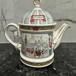 Vintage English kettle