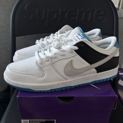 Nike SB Dunk Low Laser Blue