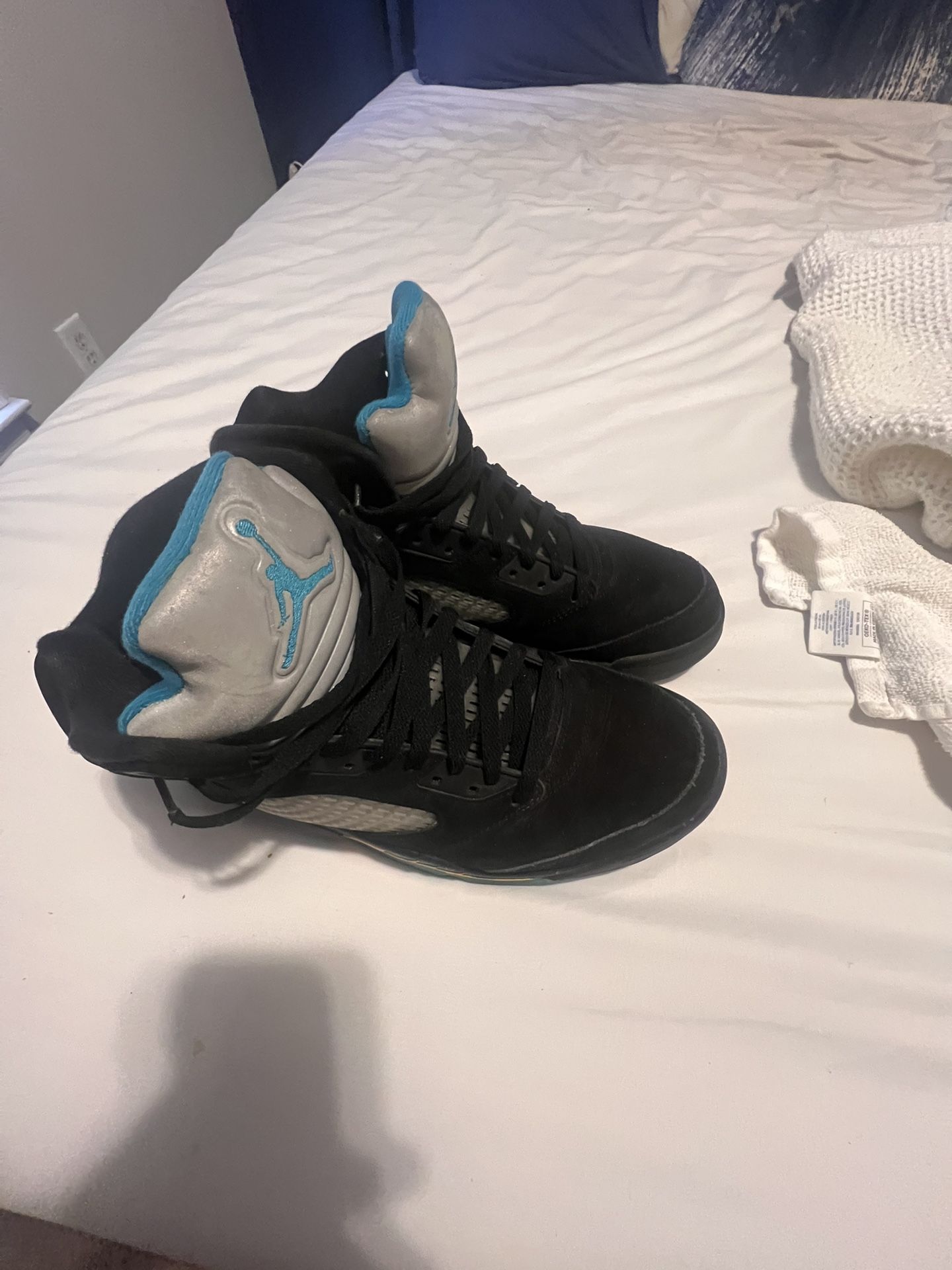 Jordan 5 Aqua (comes With Box)