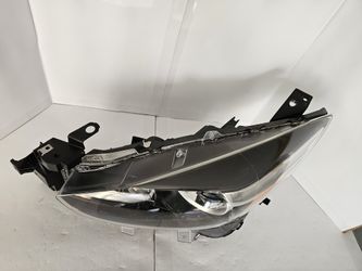 2017-2018 OEM Mazda 3 Halogen Headlight Left Driver Side