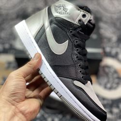 Nike Air Jordan 1 Retro High OG Satin Shadow