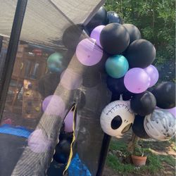 Free Balloon Garland
