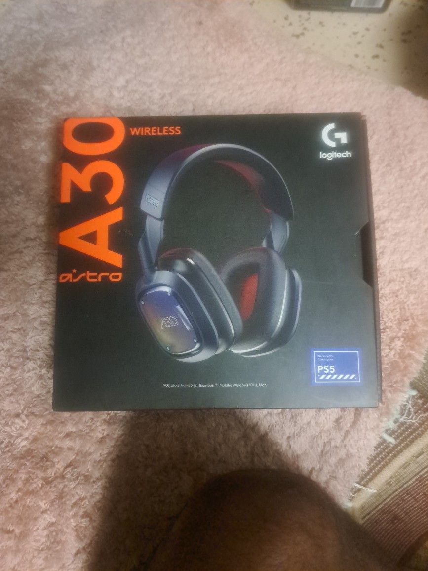 ASTRO A30 WIRELESS HEADPHONES