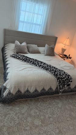 King size bed
