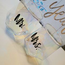 Mr & Mrs Glass Set Wedding Gift 