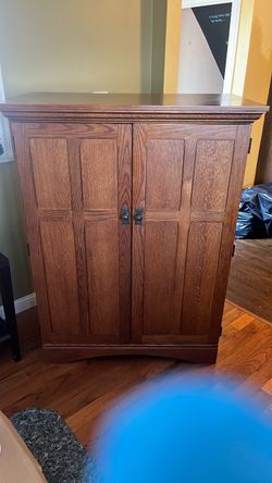 FREE FURNITURE – CURB PICKUP – MUST GO TODAY