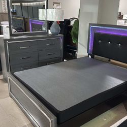 AP🎉Gray LED Footboard Storage Bedroom Set/4-Piece (Bed, Dresser, Mirror, Nightstand) Financing - Delivery 