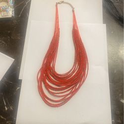 Collar color rojo