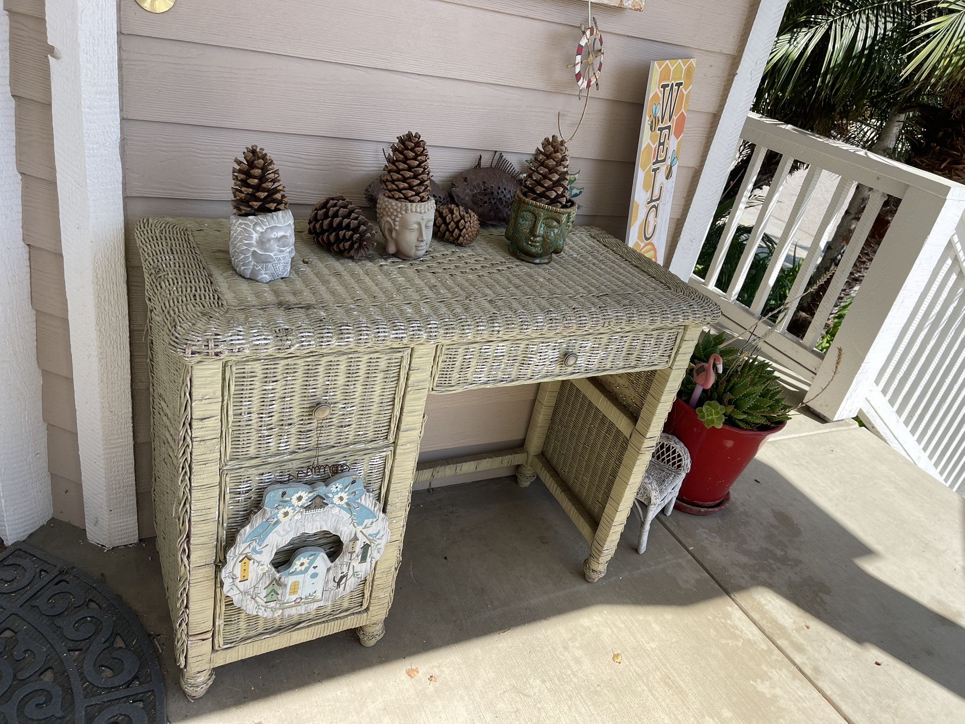 Table / Desk For Christmas Decoration