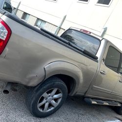 2004 Toyota Tundra