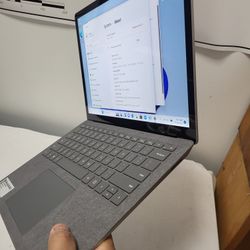 SURFACE LAPTOP 3 TOUCH SCREEN WIHT CORE i7-10TH GEN (LAP29)