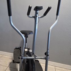 ELLIPTICAL EXCERSISE MACHINE