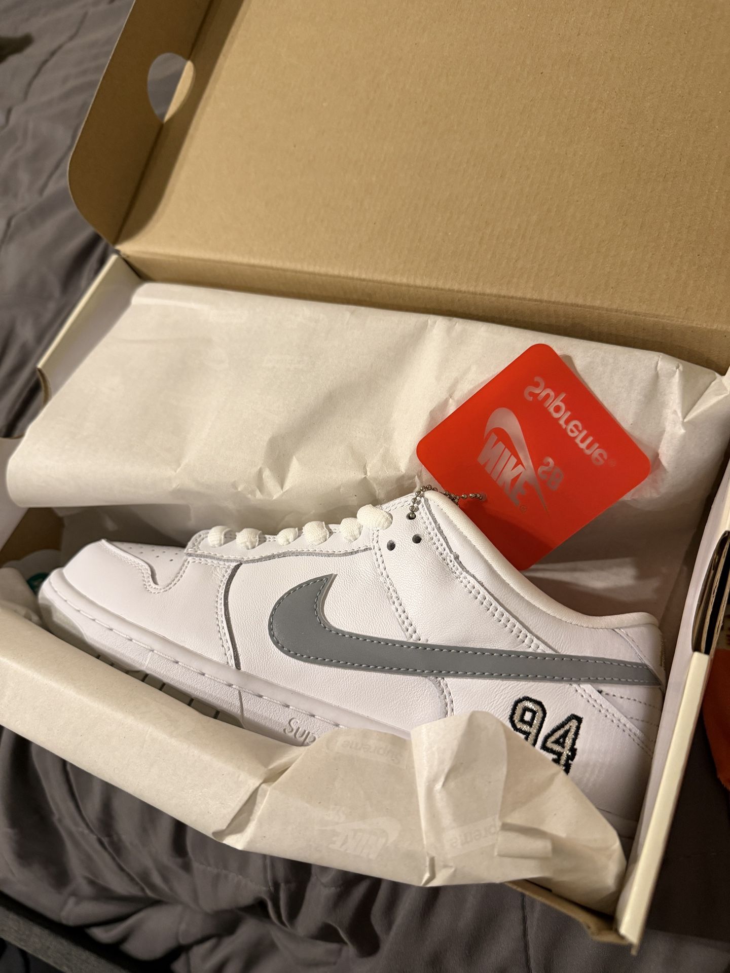 Nike Sb Dunk Low Supreme 94 White