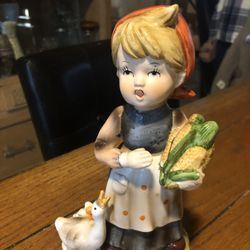 Vintage Flambro Girl With Goose 8 Inches Tall 