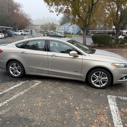 2016 Ford Fusion Energi