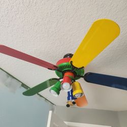 Hampton Bay Carosel CEILING FAN