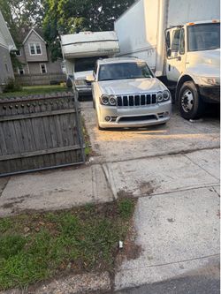 2008 Jeep Grand Cherokee srt package