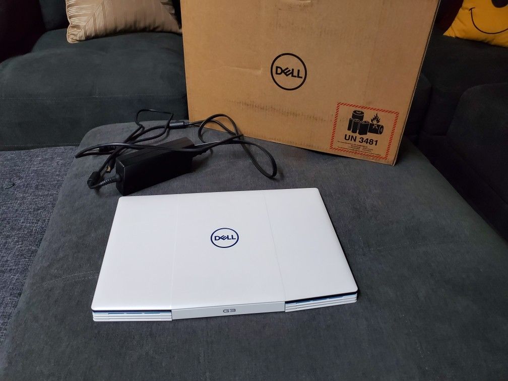 Dell G3 3590 Gaming Laptop