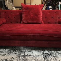 Sofa up to tree seating