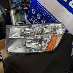 OEM Left And Right Headlights 2018 Dodge Ram 1500