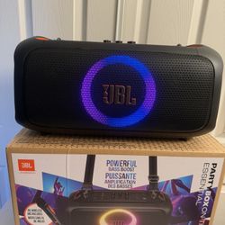 JBL PARTYBOX ON-THE-GO ESSENTIAL 🎤