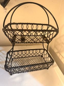 Small kitchen basket