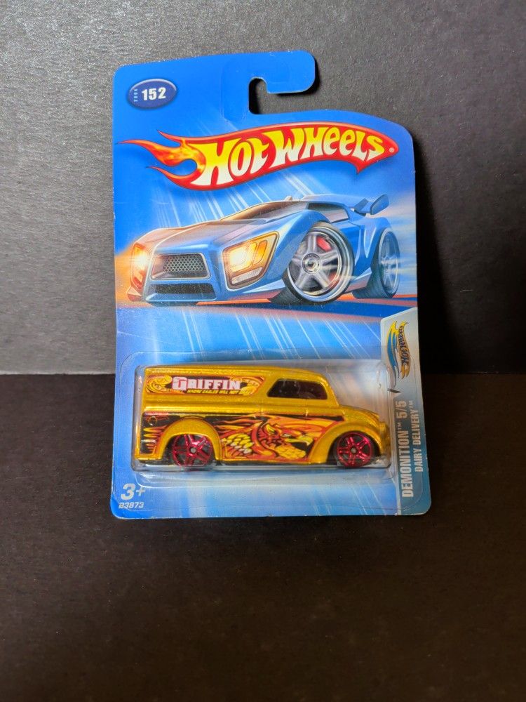 Hot Wheels Demonition Dairy Delivery