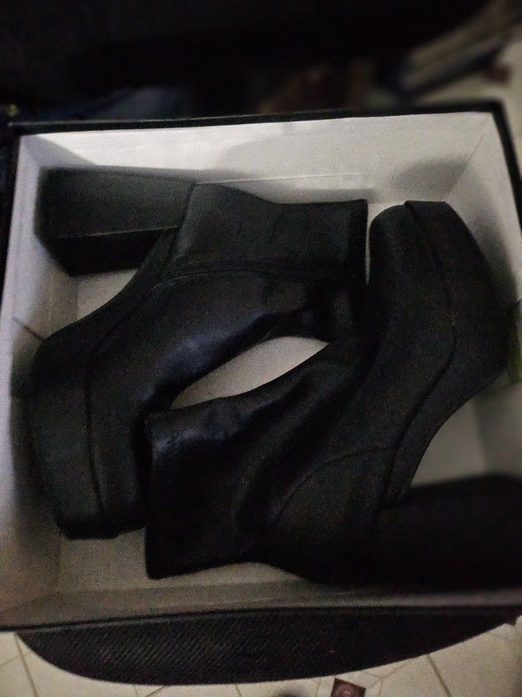Women's Boots