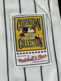 White Retro San Diego Padres Jersey Hoffman for Sale in Chula
