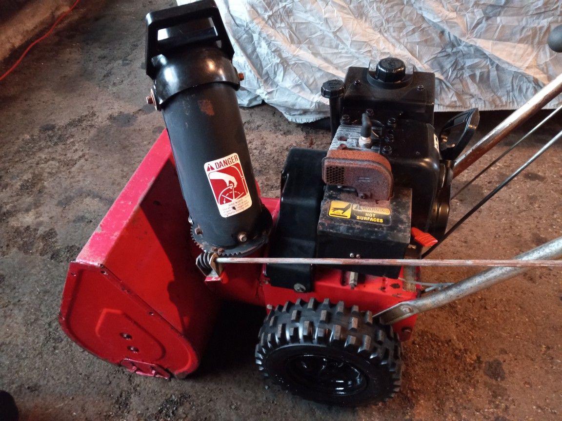 TORO 521 2-STAGE SNOWBLOWER SERVICED READY TO GO!