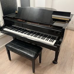 6' Niemeyer Professional Grand Piano - Excellent Condition (Early 2000s)
