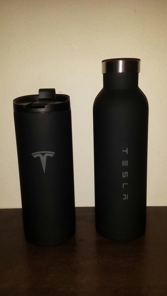 Black Stainless Steel Water Bottle by Tesla - Choice Gear