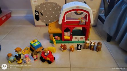Little people farm animal set