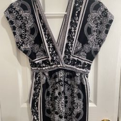 Ultra Flirt navy blue and white paisley/aztec beach coverup or sundress size sm