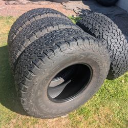 37x12.50r17 Bf Goodrich At Tires 