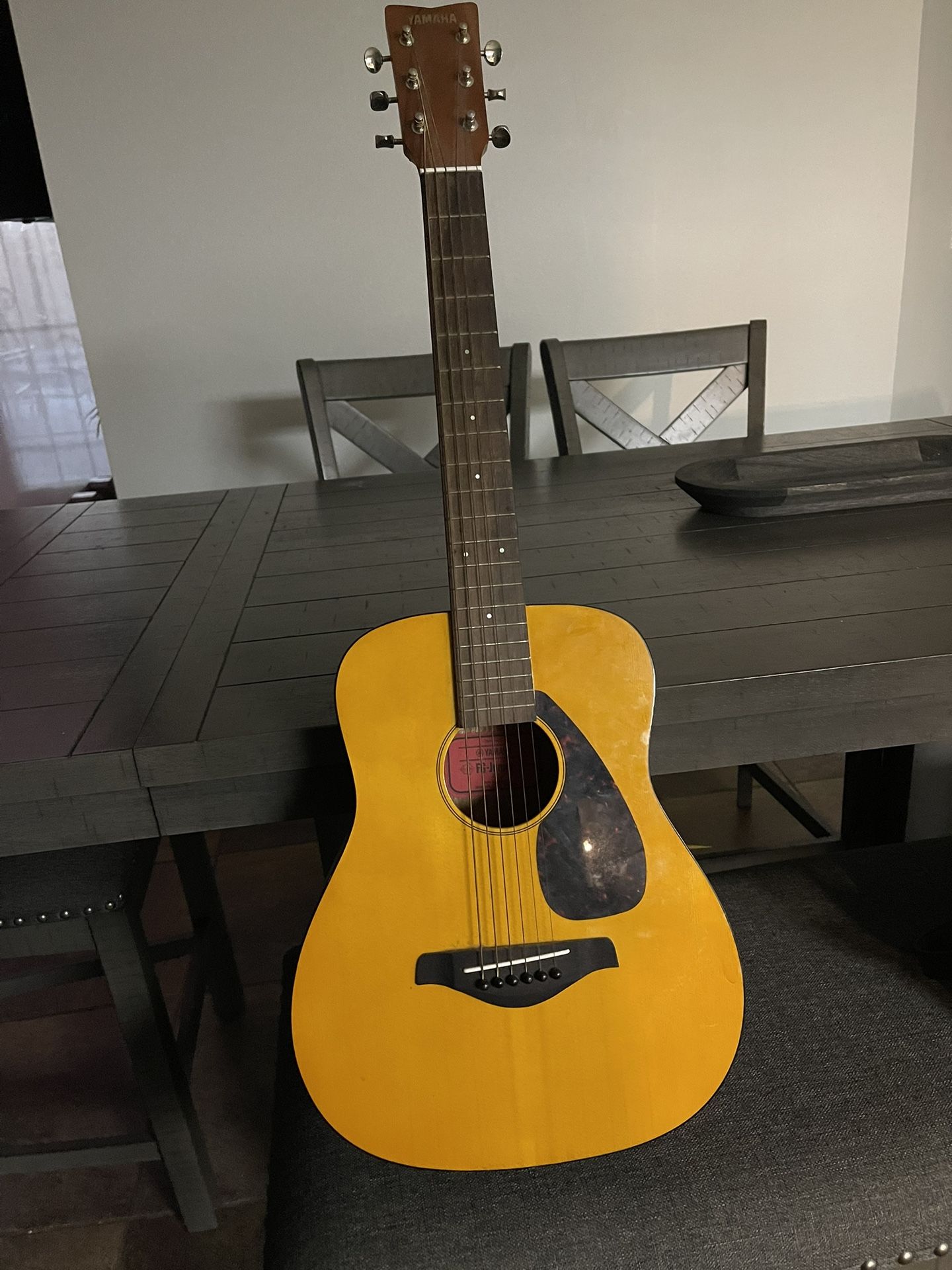 Yamaha Guitar