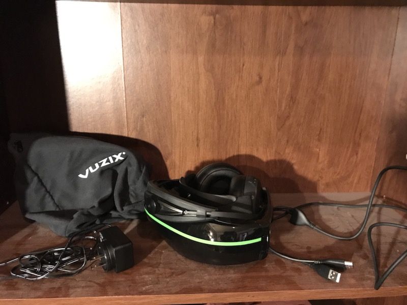 Vuzix 412T00011 iWear Video Headphones