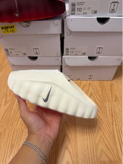 Nike Mind 001 Slide Sail