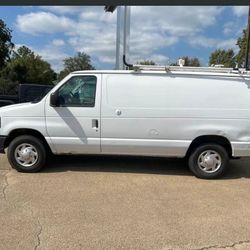 2010 Ford E-250